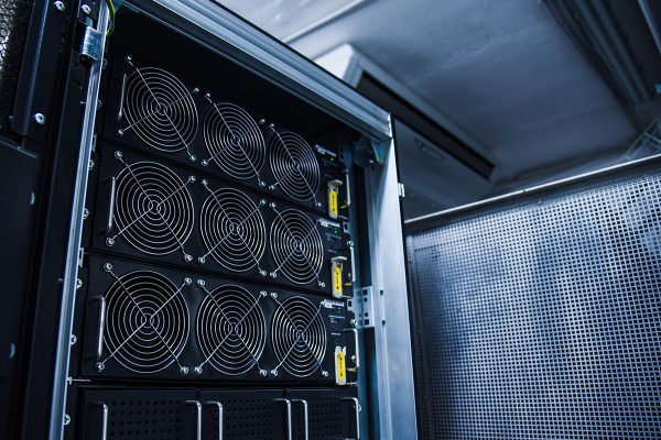 energy backup system for servers
